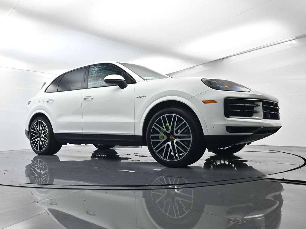 Certified 2026 Porsche Cayenne E-Hybrid AWD/4WD image 51