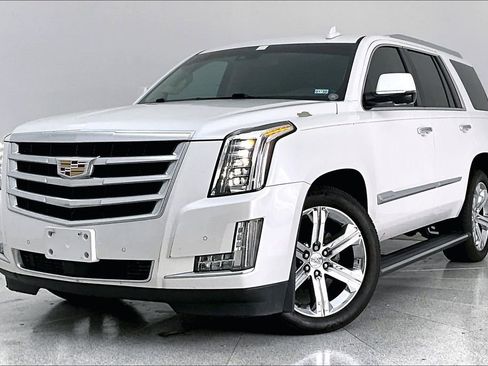 Used 2016 Cadillac Escalade Premium image 15