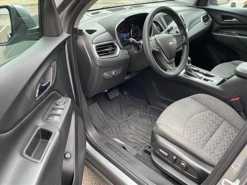 Used 2023 Chevrolet Equinox LT FWD image 7