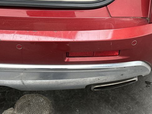 Used 2019 GMC Acadia Denali w/ Technology Package AWD/4WD image 19