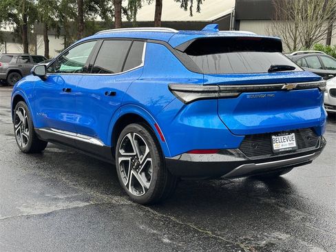 New 2026 Chevrolet Equinox EV LT image 3