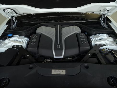 Used 2022 Rolls-Royce Ghost Extended Wheelbase AWD/4WD image 41