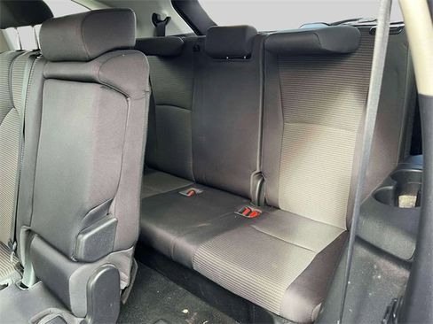 Used 2021 Toyota Highlander LE image 13