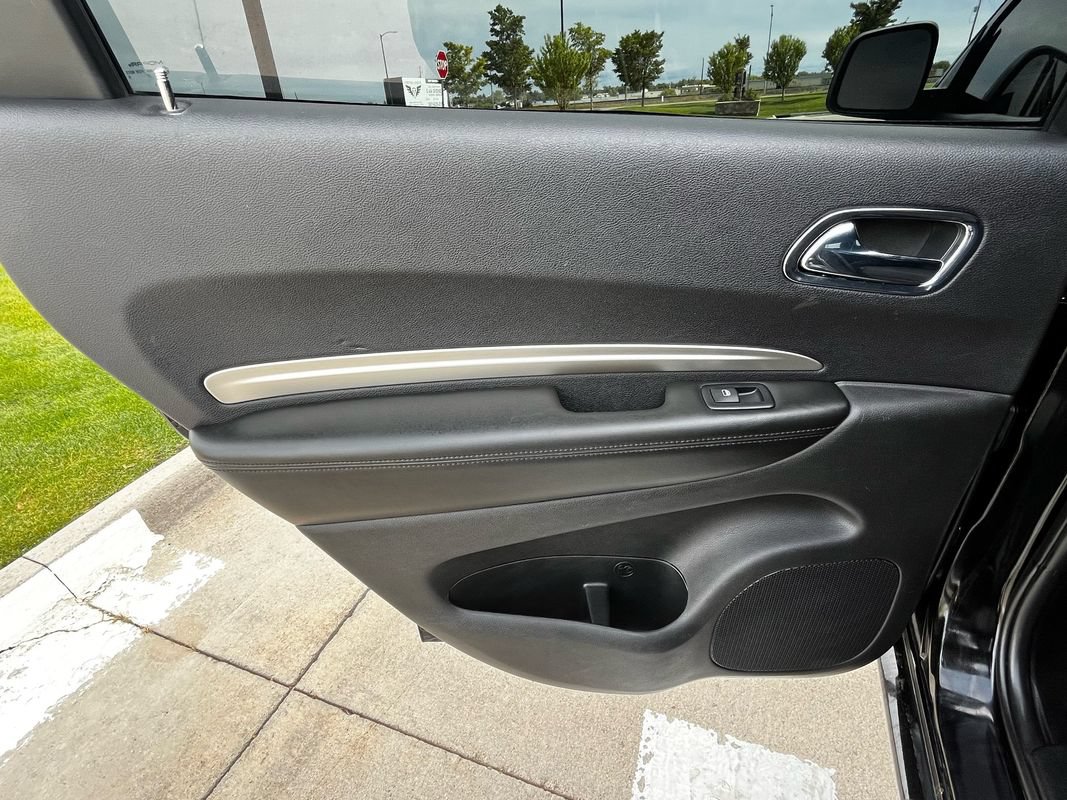 Used 2018 Dodge Durango SXT w/ Quick Order Package 2BB AWD/4WD image 11