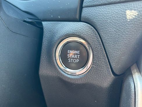 Used 2025 Toyota RAV4 XLE image 25