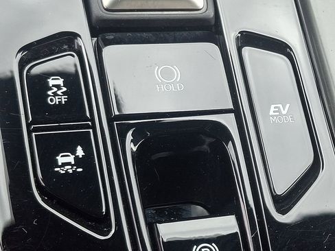 Used 2025 Lexus NX 350h AWD w/ Cold Area Package image 24