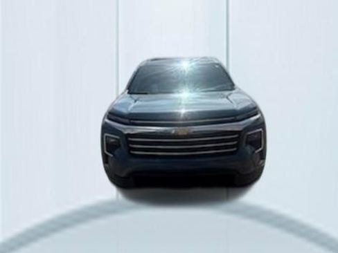 Used 2024 Chevrolet Traverse LT image 13