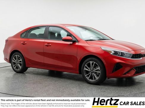 Used 2024 Kia Forte LXS image 1