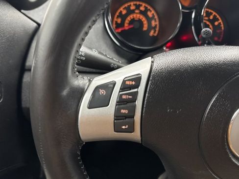 Used 2008 Saturn Sky w/ Premium Trim Package image 10