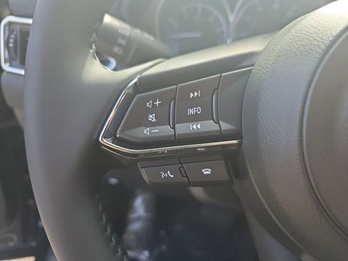 Used 2025 MAZDA CX-5 AWD 2.5 S w/ Select Package image 17
