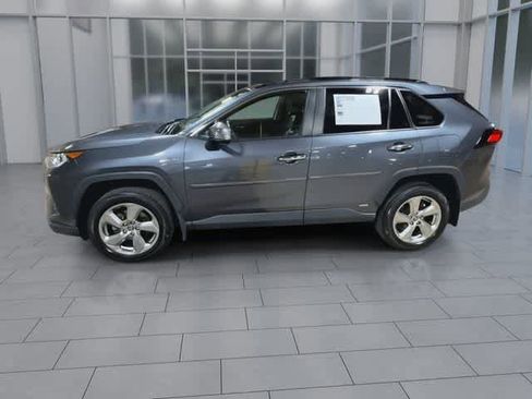 Used 2019 Toyota RAV4 Limited w/ Carpet Mat Package AWD/4WD image 4