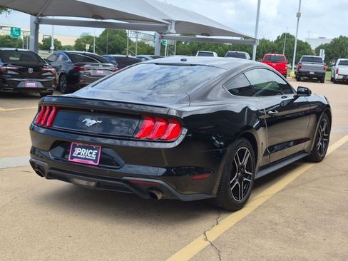 Used 2019 Ford Mustang Premium RWD image 5