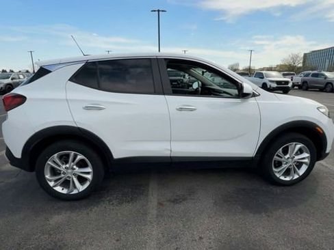 Used 2023 Buick Encore GX Preferred w/ Cold Weather Comfort Package AWD/4WD image 9