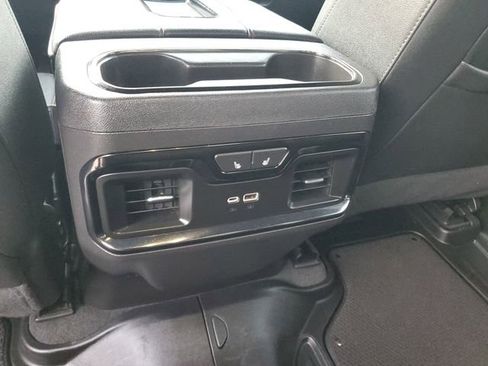 Used 2022 GMC Sierra 1500 AT4 w/ AT4 Premium Package image 16