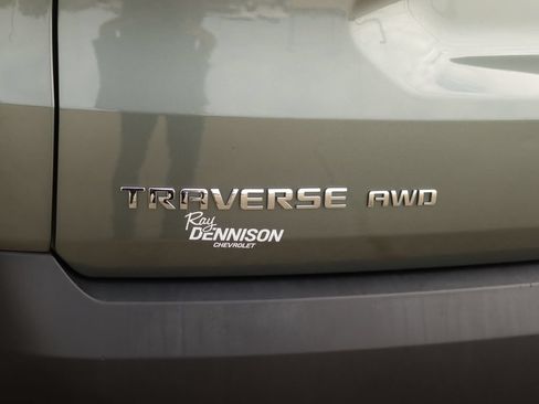 Used 2023 Chevrolet Traverse LT w/ LPO, Floor Liner Package AWD/4WD image 35