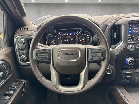 Used 2021 GMC Sierra 3500 Denali w/ Denali Ultimate Package image 21