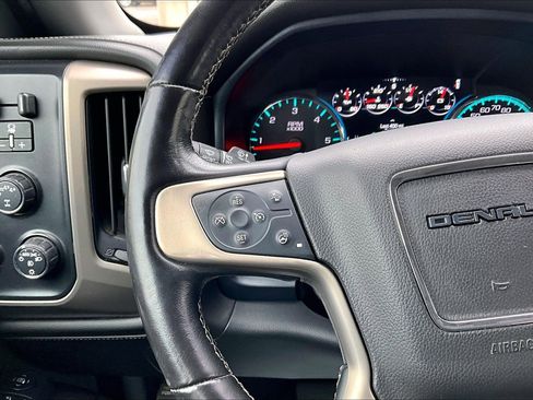 Used 2018 GMC Sierra 1500 Denali w/ Denali Ultimate Package image 23