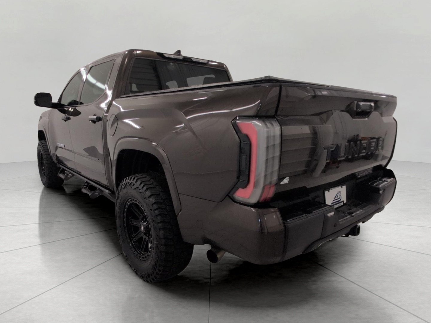 Used 2023 Toyota Tundra Limited w/ Power Package AWD/4WD image 21