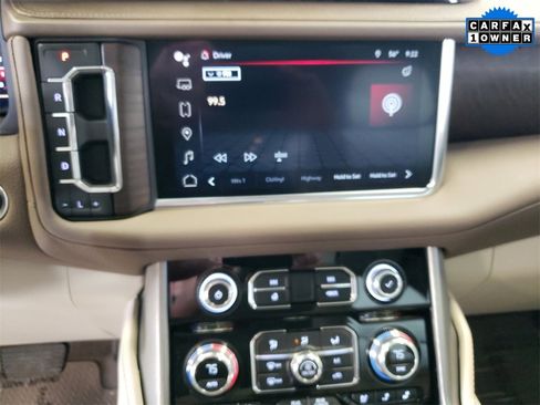 Used 2024 GMC Yukon XL Denali image 29