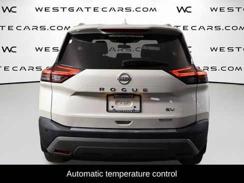 Used 2023 Nissan Rogue SV w/ SV Premium B Package FWD image 4