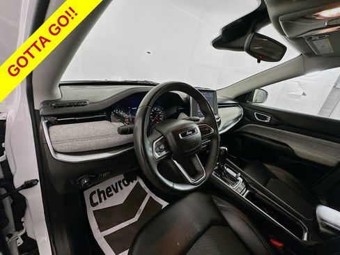 Used 2022 Jeep Compass Latitude AWD/4WD image 9