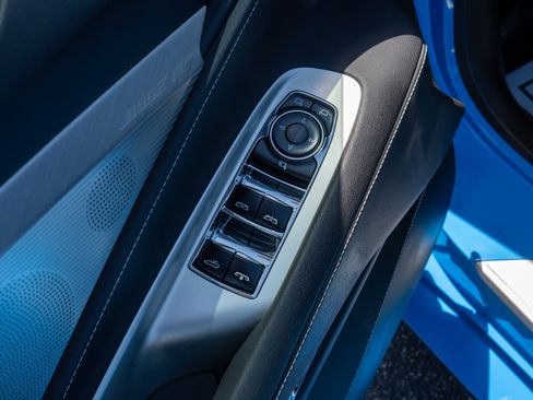 Used 2022 Chevrolet Corvette Stingray Preferred Conv w/ Z51 Performance Package RWD image 21