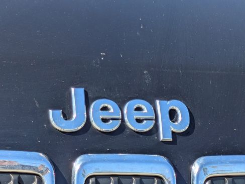 Used 2021 Jeep Cherokee Limited w/ Elite Package image 13