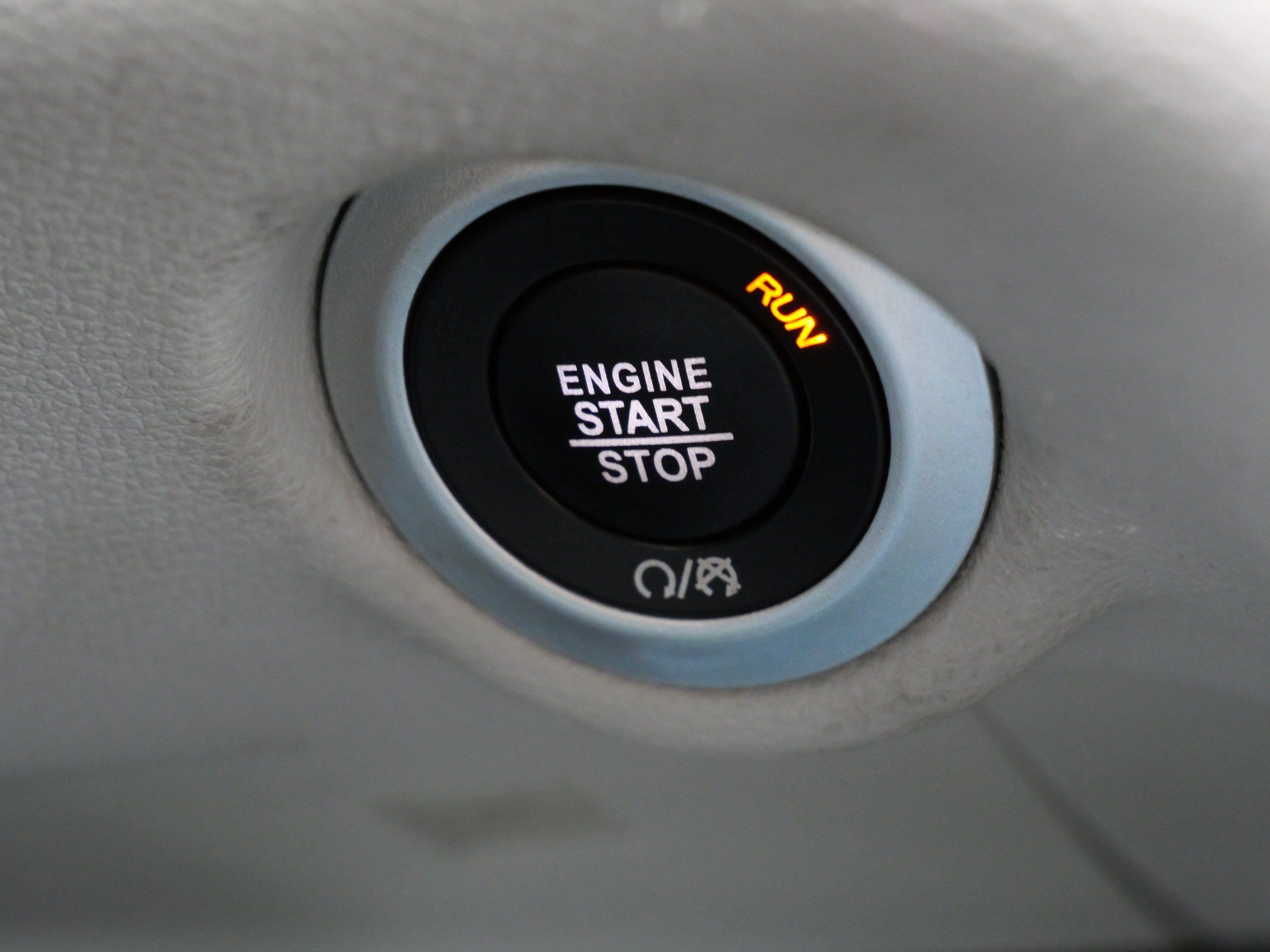 Used 2024 Chrysler Voyager LX FWD image 26