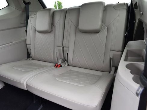 Used 2024 Volkswagen Atlas SEL Premium R-Line AWD/4WD image 25