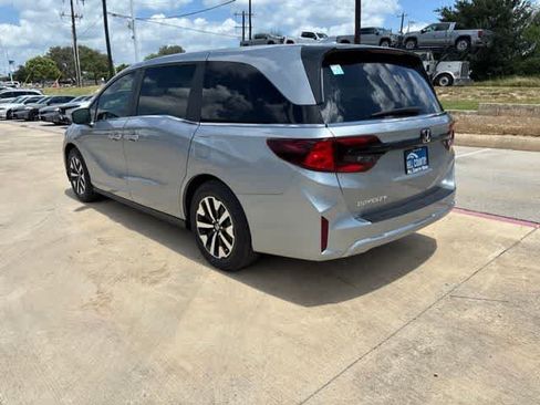 Used 2026 Honda Odyssey EX-L image 3