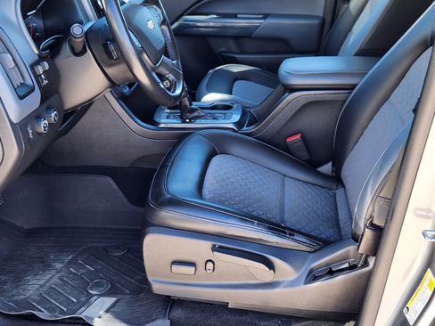 Used 2018 Chevrolet Colorado Z71 image 7