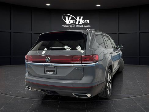 Used 2025 Volkswagen Atlas SE w/ Panoramic Sunroof Package AWD/4WD image 7