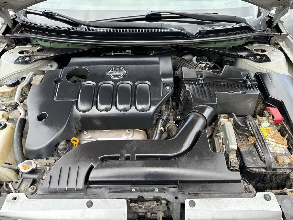 Used 2009 Nissan Altima 2.5 S w/ Premium Pkg FWD image 25