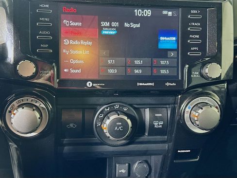 Used 2024 Toyota 4Runner TRD Off-Road Premium image 26