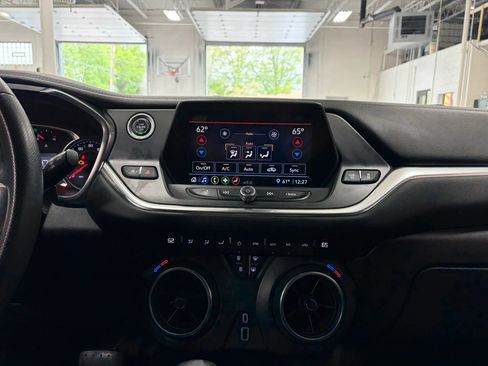 Used 2021 Chevrolet Blazer LT AWD/4WD image 37
