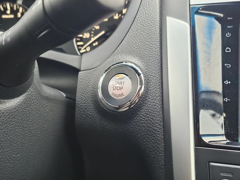 Used 2017 Nissan Altima 2.5 SV FWD image 21