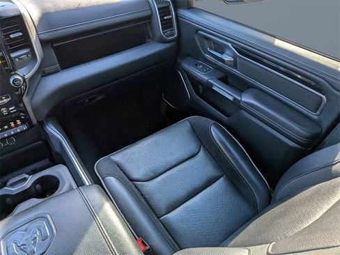 Used 2021 RAM 1500 Laramie w/ Sport Appearance Package image 17