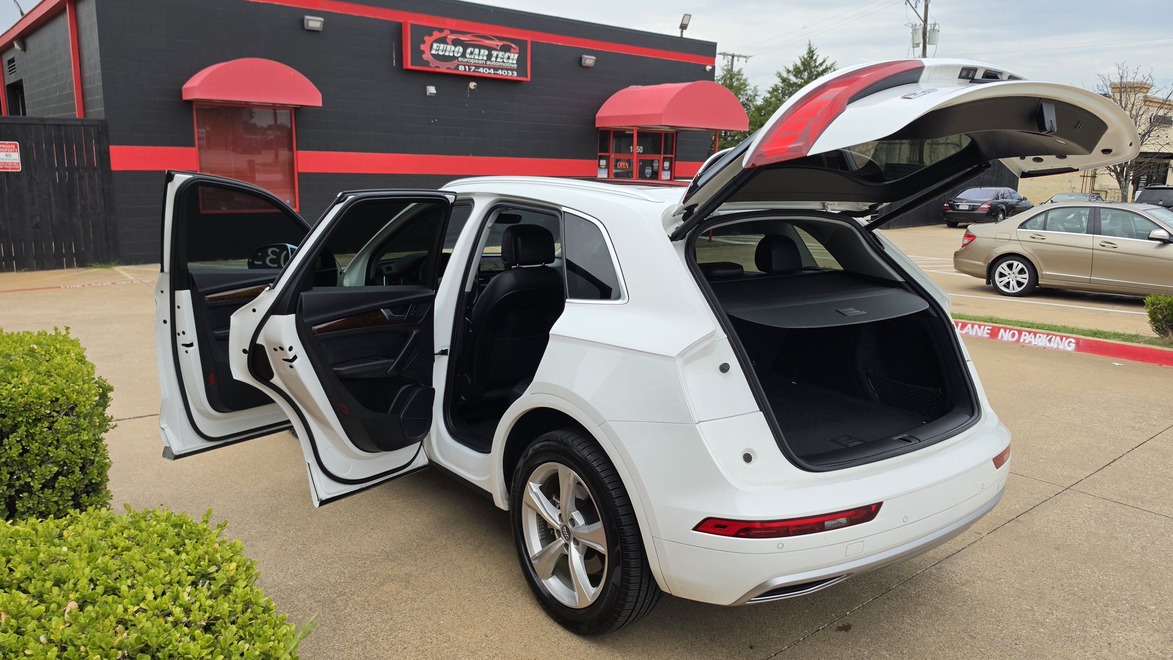 Used 2020 Audi Q5 2.0T Premium Plus w/ Premium Plus Package AWD/4WD image 18