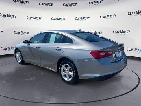 Used 2024 Chevrolet Malibu LT image 3