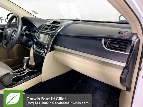 Used 2012 Toyota Camry LE FWD image 26