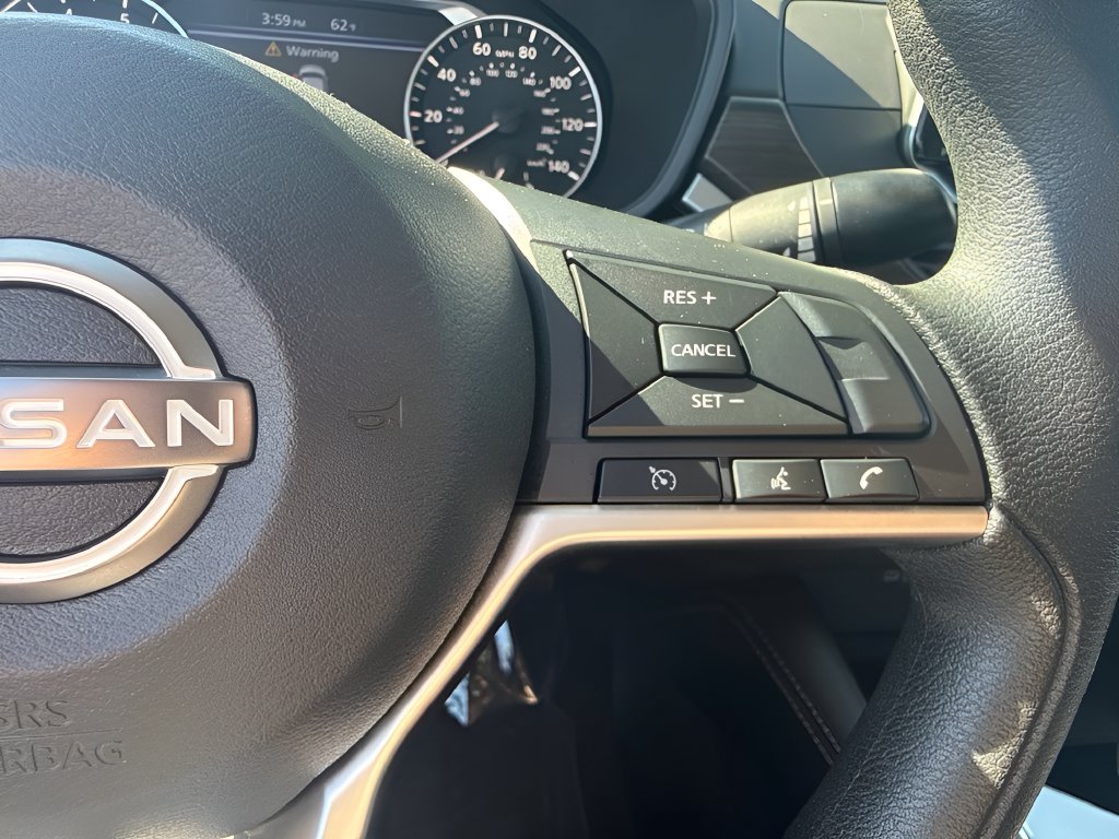 Used 2023 Nissan Altima 2.5 SV FWD image 17