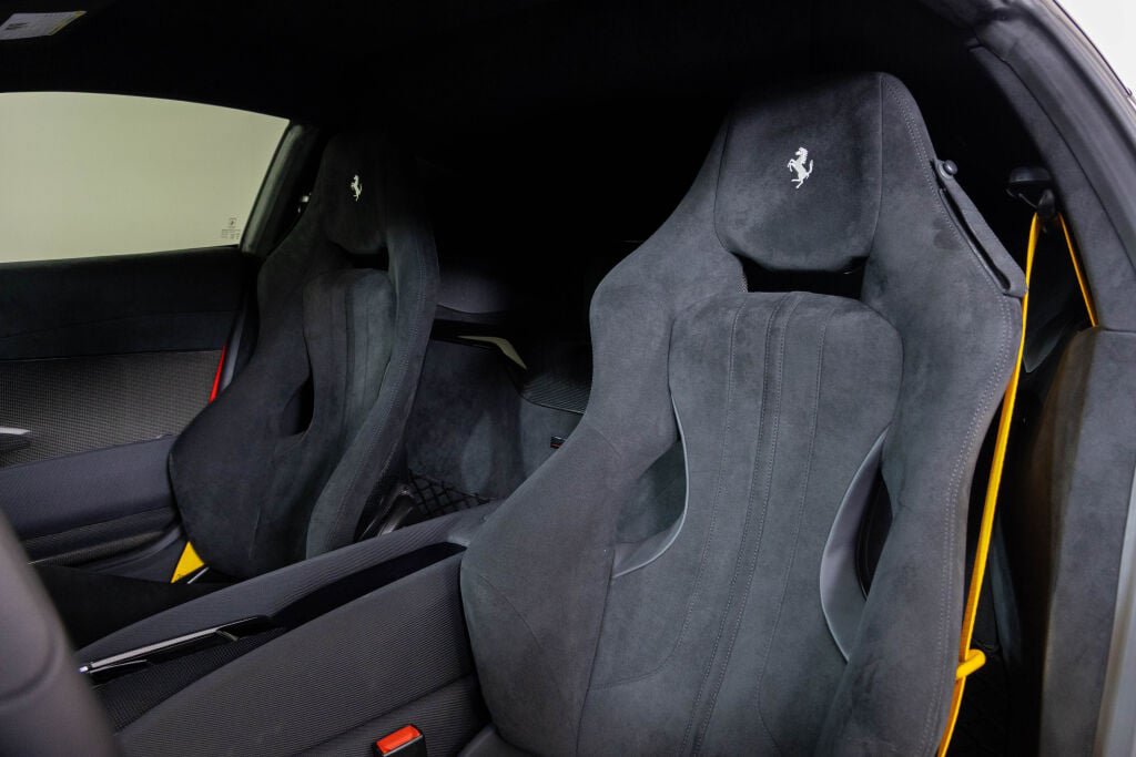 Used 2023 Ferrari 812 Competizione RWD image 40