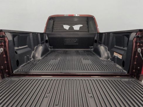 Used 2017 Ford F150 XLT AWD/4WD image 14