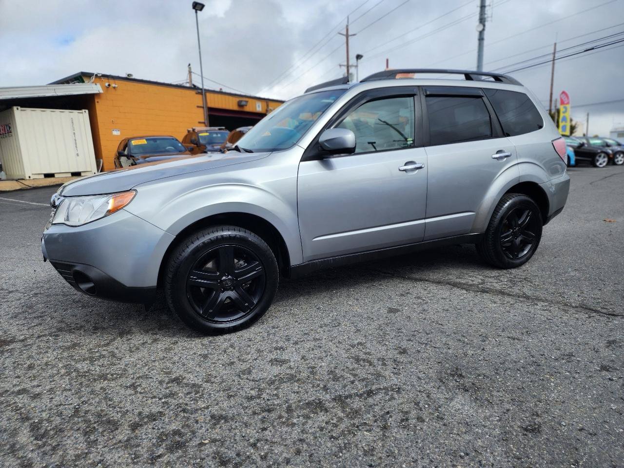 Used 2010 Subaru Forester 2.5X Premium w/ Popular Equipment Group 5B AWD/4WD image 11