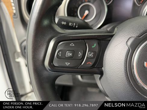 Used 2019 Jeep Wrangler Unlimited Sport S AWD/4WD image 23