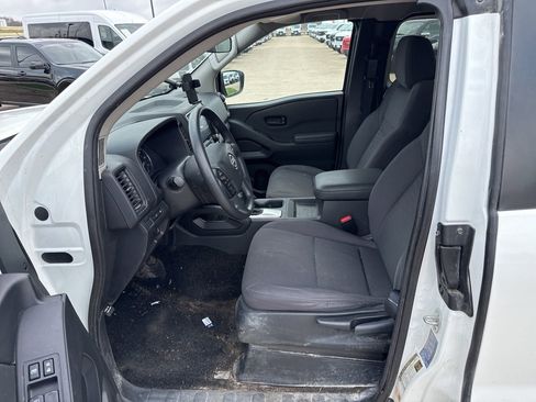Used 2024 Nissan Frontier S w/ S Utility Package image 18