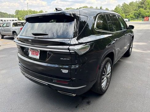 Used 2026 Buick Enclave Avenir w/ Super Cruise Package FWD image 5