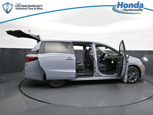 New 2026 Honda Odyssey Touring image 47