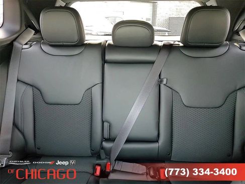 Certified 2025 Jeep Compass Latitude w/ Altitude Special Edition image 22