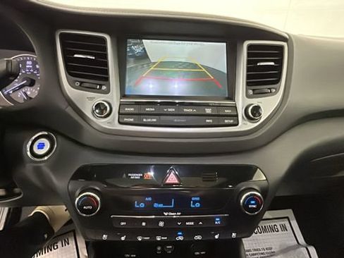 Used 2016 Hyundai Tucson Limited w/ Option Group 03 AWD/4WD image 25